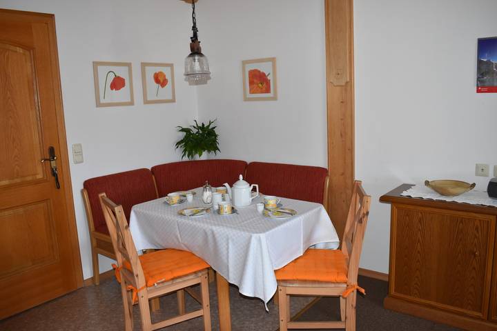 Ganze Ferienwohnung, Gästehaus Bergfrieden, Ferienwohnung Susanne in Bad Bayersoien, Romantische Straße