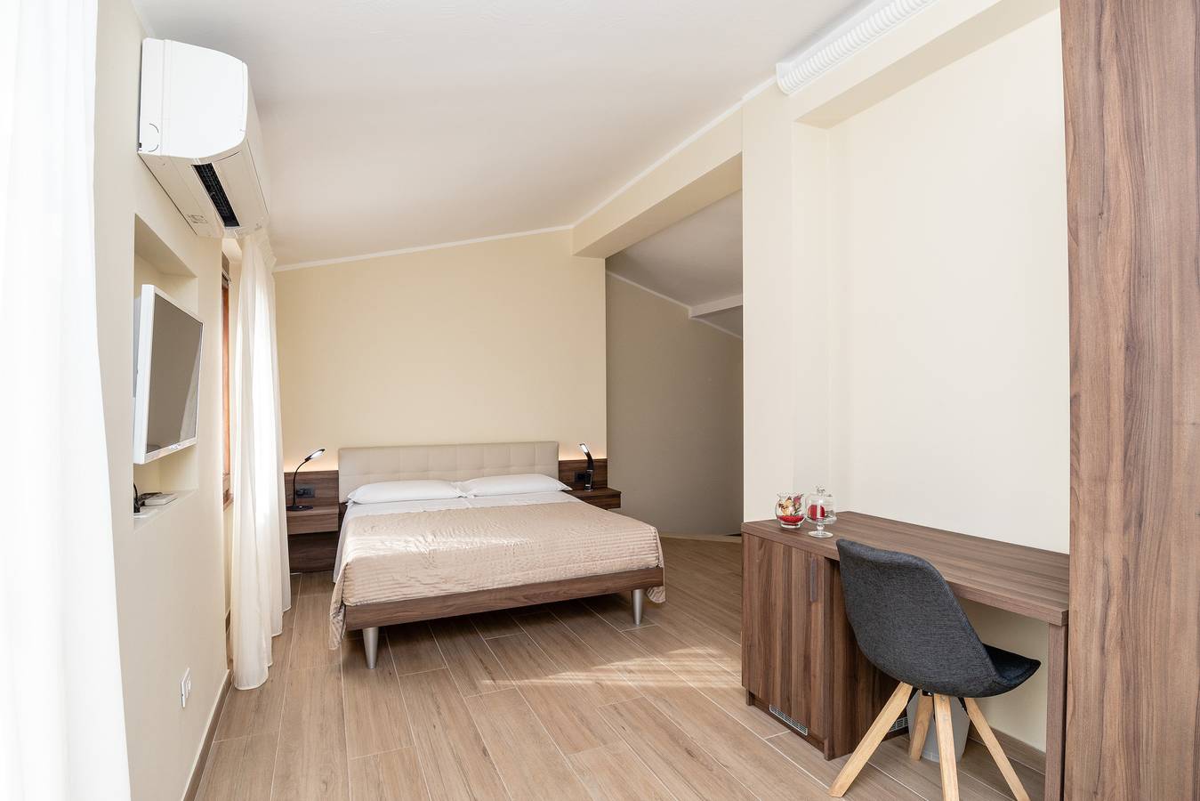 Entire holiday apartment, Scaligero Rooms Giulietta in Centro Storico di Verona, Verona