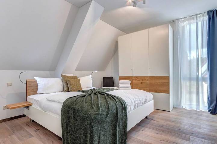 Vacation home Waldoase 01 with sauna, fireplace and 800 m to the sandy beach in Karlshagen in Karlshagen, Usedomer Norden