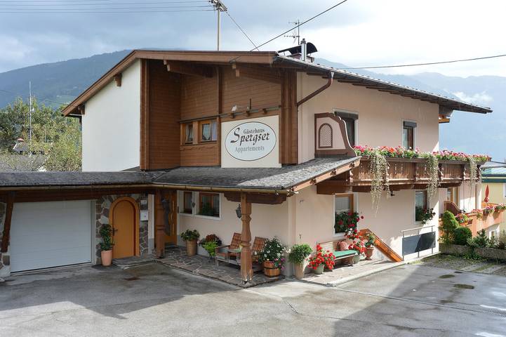 Ferienwohnung für 4 Personen, mit Balkon in Kaltenbach - 2