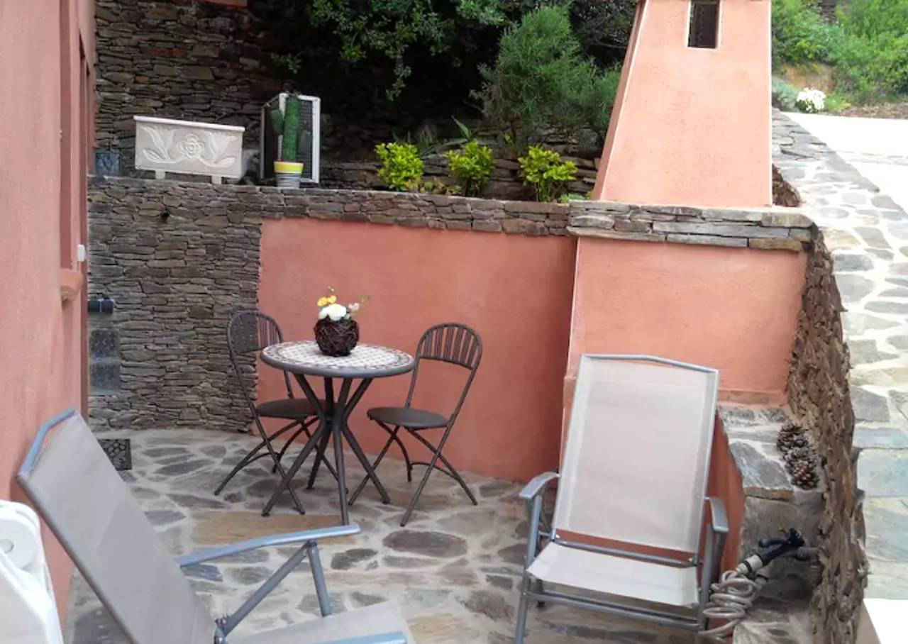 Gehele studio, Charmante studio met zeezicht in Collioure in La Côte Vermeille, Collioure