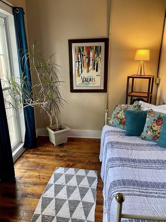 Historisches Loft in der Innenstadt | 9 + betten | 10 min nach Louisville Expo & Churchill in New Albany, Indiana