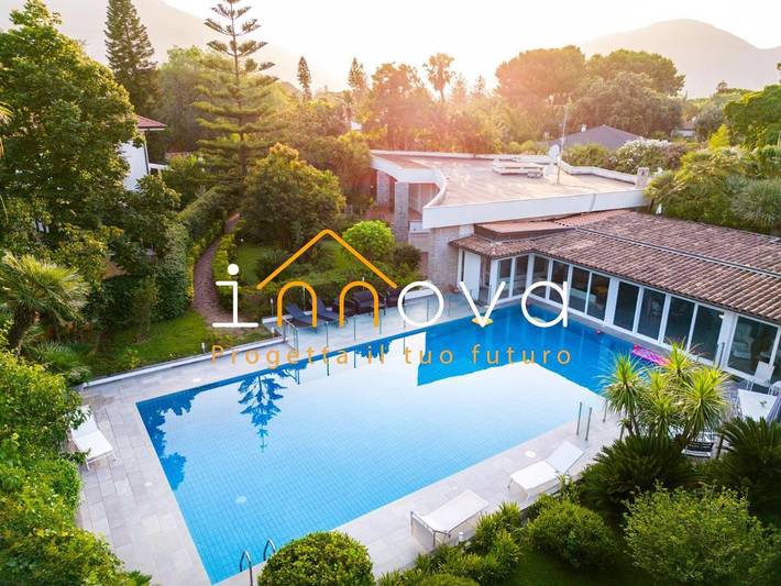 Villa mit pool für 6 Personen, mit Balkon und Terrasse sowie Garten und Pool in Palermo