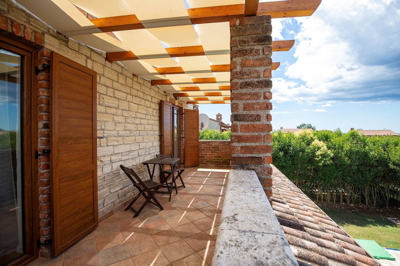 Sunny holiday house with private pool in Paradiž (Svetvinčenat), Butkovići