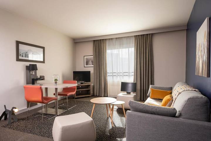 Location de vacances pour 2 personnes, avec vue dans La Défense - 2