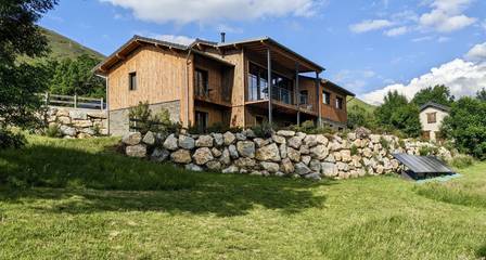 Chambre d’hôte pour 2 personnes, avec jardin dans l' Ariège