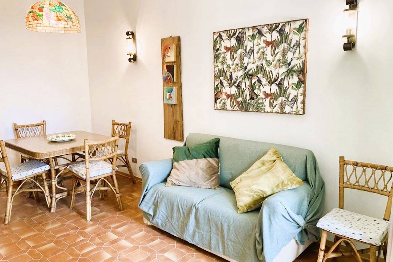 Appartamento intero, Grazioso Trilocale 5 posti letto a Marina  di Massa  in Marina di Massa, Massa