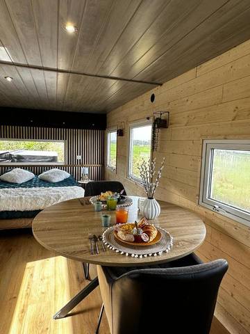 Maison de campagne pour 2 personnes, avec sauna ainsi que jardin et jacuzzi à Bannalec