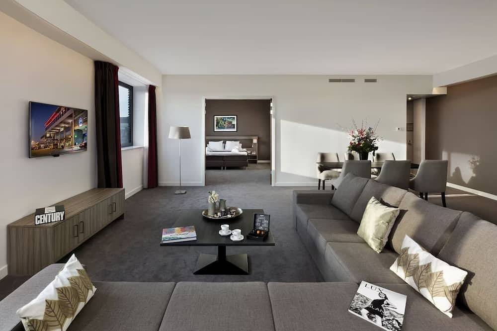 Great Location for Flyers – Walk to the Airport, Relax in Style! Onsite Dining in Róterdam, Holanda Sur