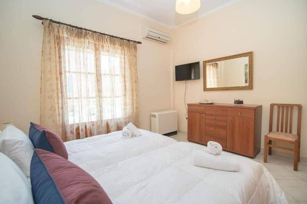 Ganze Wohnung, Spacious independent family-sized apartment in Vathy, Ithaki in Vathy, Griechenland