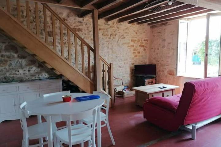 Gîte pour 4 personnes dans Dompierre-sur-Nièvre