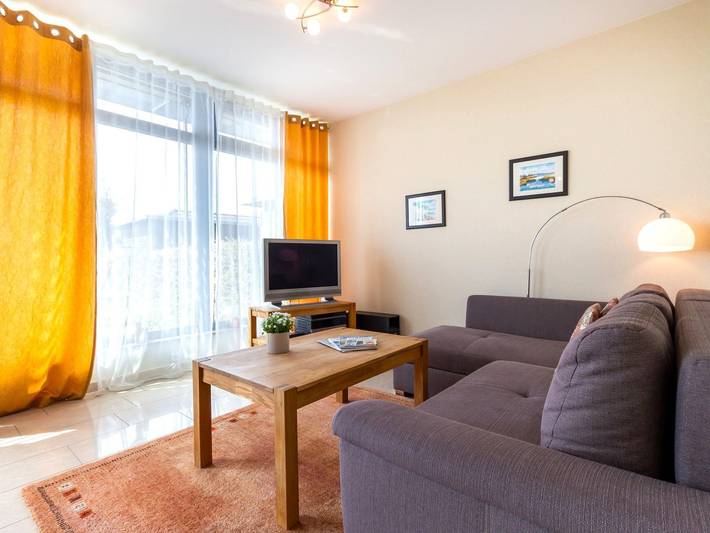 Ganze Ferienwohnung, Ferienwohnung Panoramablick - Wohnung Nr. 1 in Altefähr, Stralsund Umland
