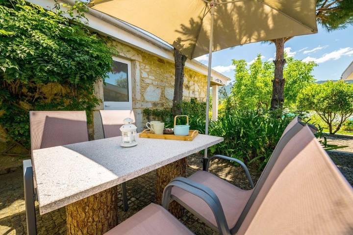 Casa rural para 6 personas, con vistas además de piscina y jardín, Se admiten mascotas en Barcelos - 4