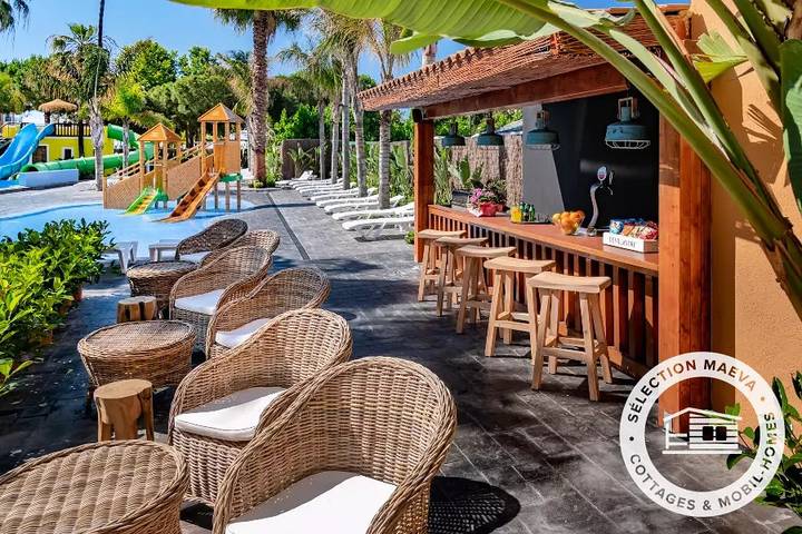 Camping für 4 Personen, mit Pool und Terrasse in Katalonien - 4