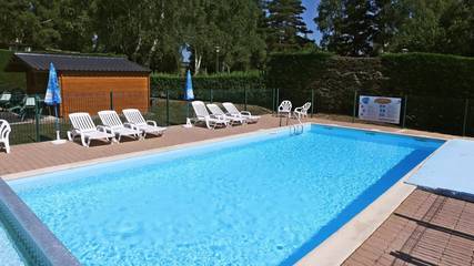 Chalet pour 5 Personnes dans Chaudes-Aigues, L'Aubrac, Photo 4