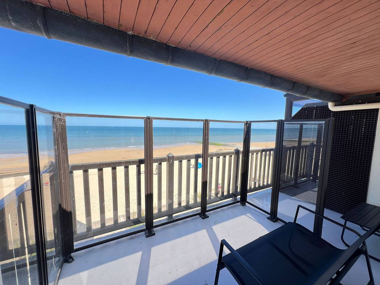 Apartamento entero, Apartamento frente al mar, 4 pers, Bernières-sur-Mer in Bernières-sur-Mer, Región de Caen