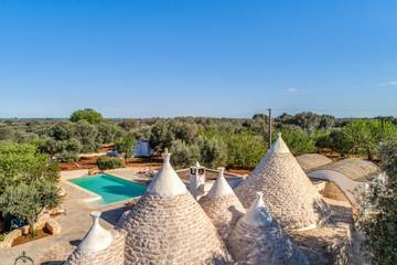 Trullo per 8 Persone in San Michele Salentino, Valle D'Itria, Foto 3