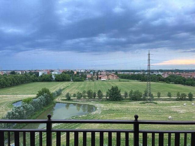 Appartamento per 2 persone, con Balcone e Panorama a San Giuliano Milanese