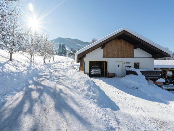 Ferienhaus für 4 Personen, mit Balkon/Terrasse und Balkon sowie Garten in Maria Alm am Steinernen Meer