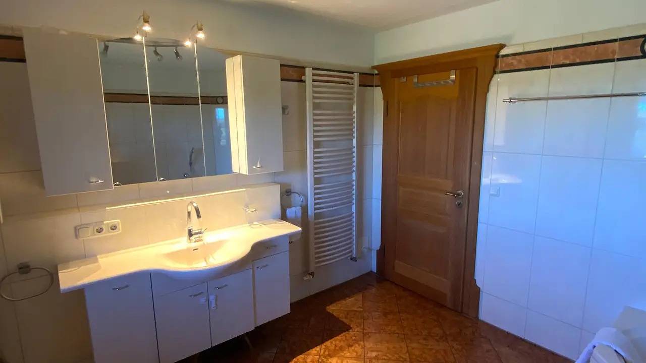 Ganze Ferienwohnung, Ferienwohnung für 4 Personen (105 m²) in Riedering in Baunigl, Riedering