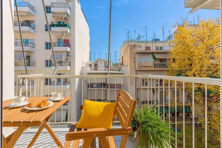 Ganze Wohnung, Zografou's Hidden Gem - Athens Charming Home in Zentral-Athen, Zografou