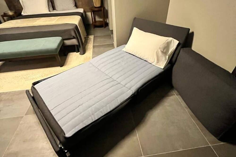 Ganze Wohnung, Sablet : Exceptional room in a quiet, hotel-like setting in Sablet, Vaucluse