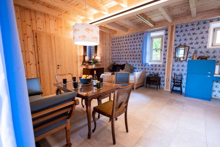 Ferienwohnung für 4 Personen, mit Balkon und Terrasse sowie Whirlpool und Garten in Oberbozen