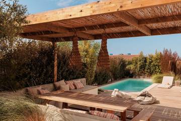 Location de vacances pour 9 personnes, avec jardin et terrasse à Comporta