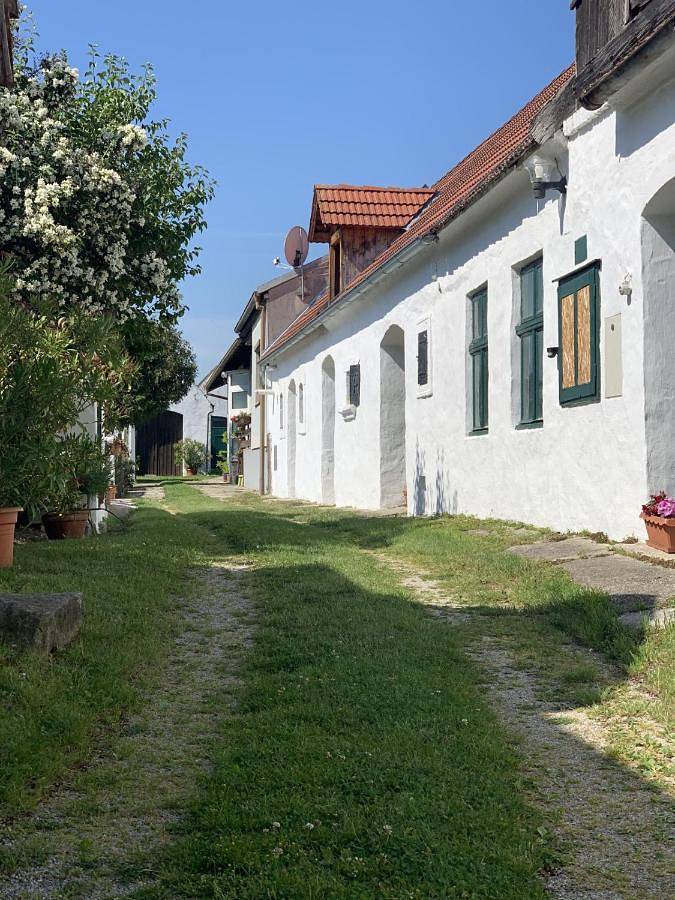 Ferienwohnung für 4 Personen, mit Garten und Terrasse