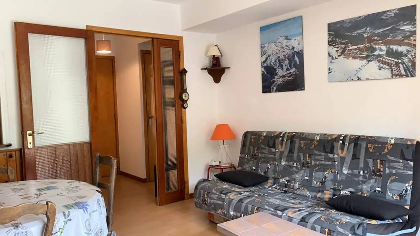 Gîte pour 6 personnes, avec balcon, animaux acceptés dans Office de Tourisme de Pra-Loup - 2