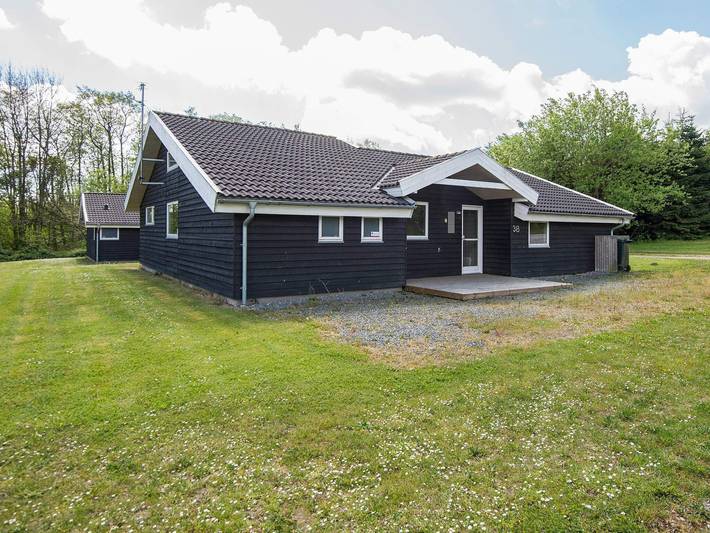 Ferienhaus für 8 Personen, mit Whirlpool und Terrasse sowie Garten und Sauna in Mommark - 3