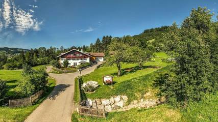 Bauernhof für 5 Personen, mit Balkon in Rettenberg