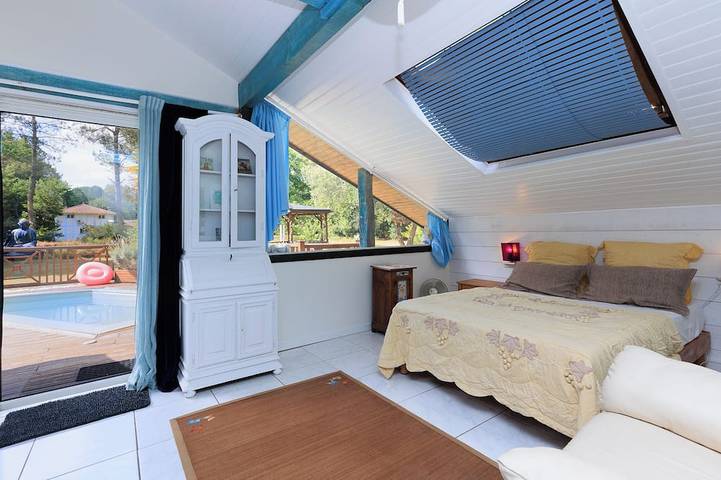 Location de vacances pour 7 personnes, avec terrasse et jardin à Saint-Michel-Escalus - 2