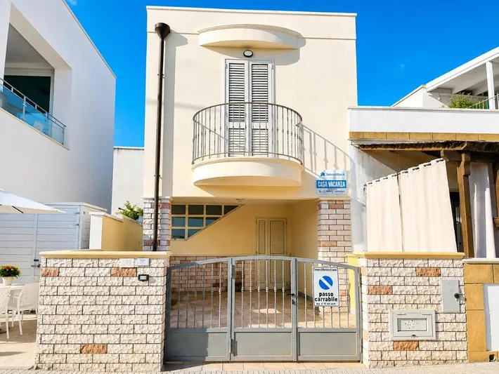 Casa vacanza per 5 persone, con panorama e vista lago nonché giardino - 1