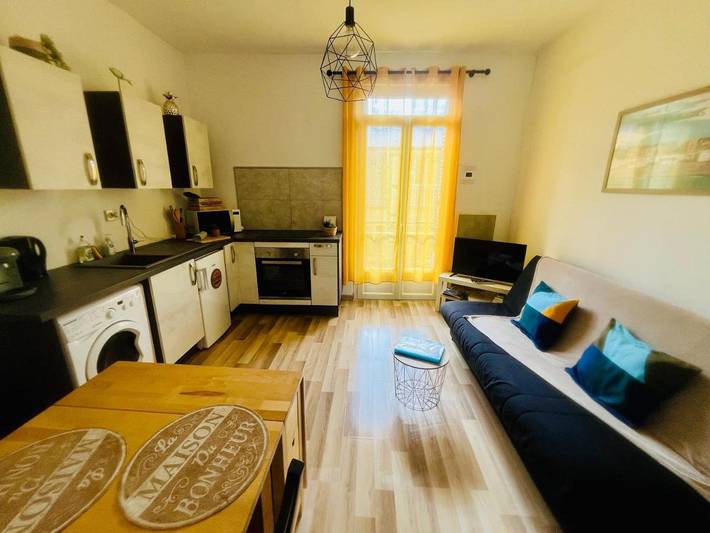 Gîte pour 3 personnes, avec balcon dans Office De Tourisme De Mers Les Bains