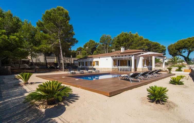 Ferienhaus für 8 Personen, mit Terrasse in Can Picafort