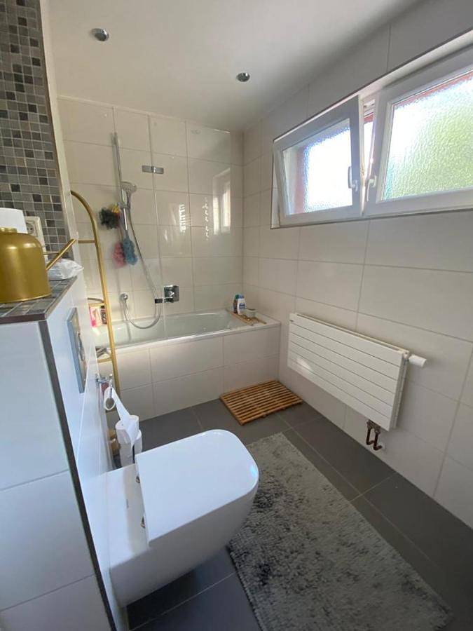 Ganze Ferienwohnung, Double Room with Garden View in Buckow, Berlin
