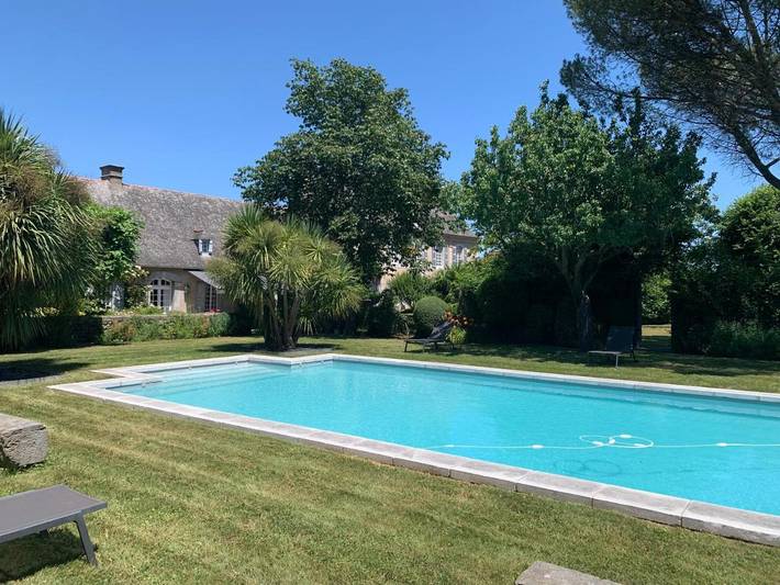 Location de vacances pour 2 personnes, avec piscine ainsi que vue et jardin dans Azereix - 4