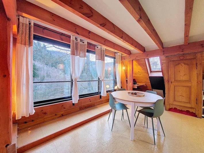 Gîte pour 6 personnes, avec jardin ainsi que terrasse et vue à Mittlach - 3