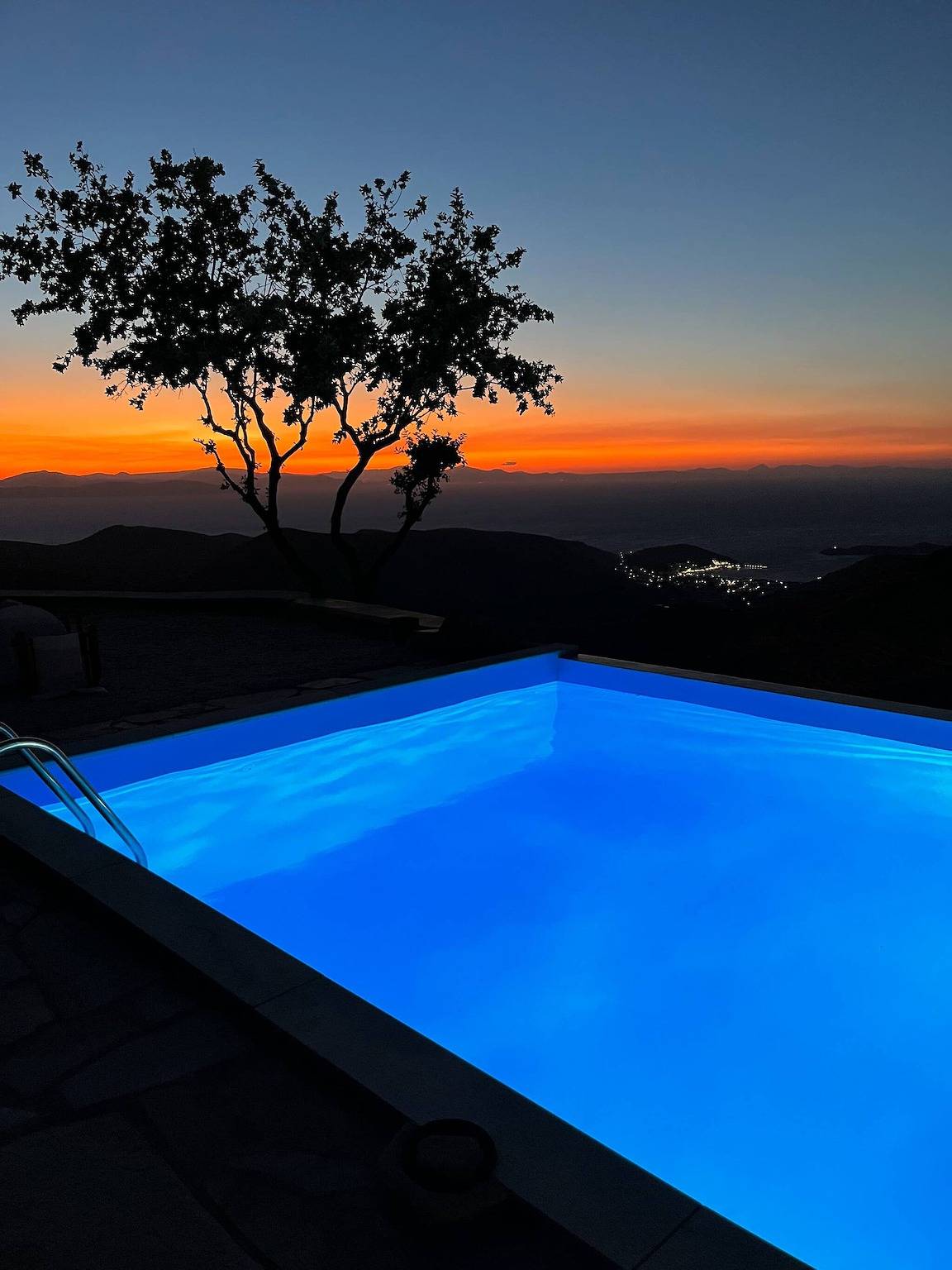 Villa Keanna sur l'île de Kea - vue imprenable sur le coucher de soleil n01 in Kea