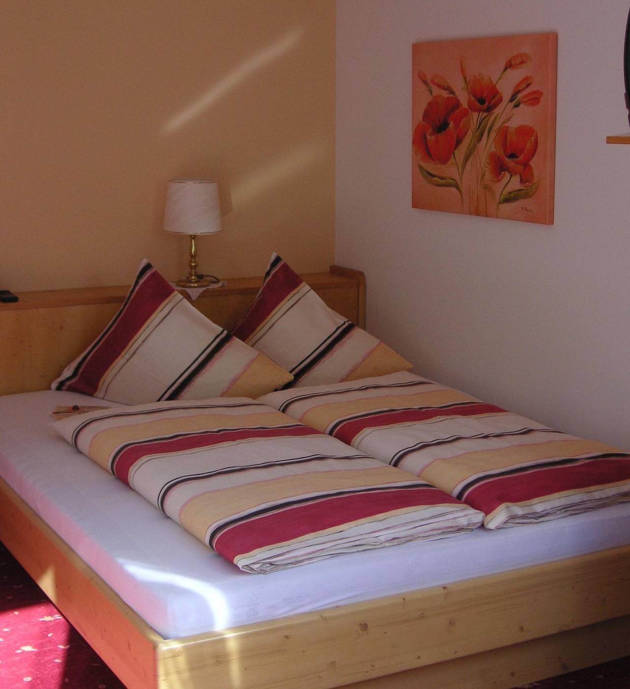 Ganze Ferienwohnung, Einzelzimmer mit Dusche, Wc inkl. Frühstück in Sankt Gallenkirch, Verwall