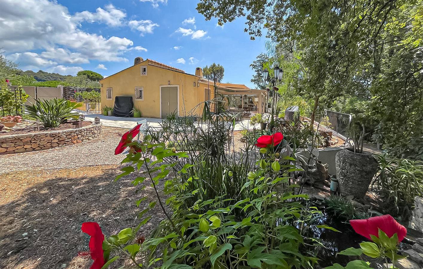 Retiro junto al río con piscina y terraza - La Bocca in Cannes, Region de Cannes