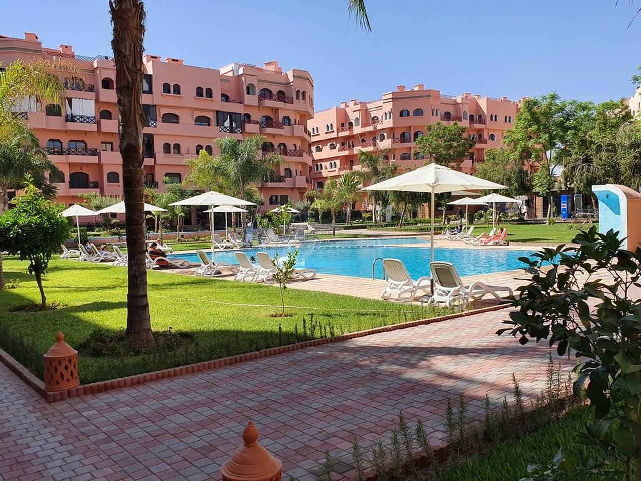 Appartement entier, Appartement agréable à Marrakech avec piscine partagée in arrondissement de Guéliz, Marrakech
