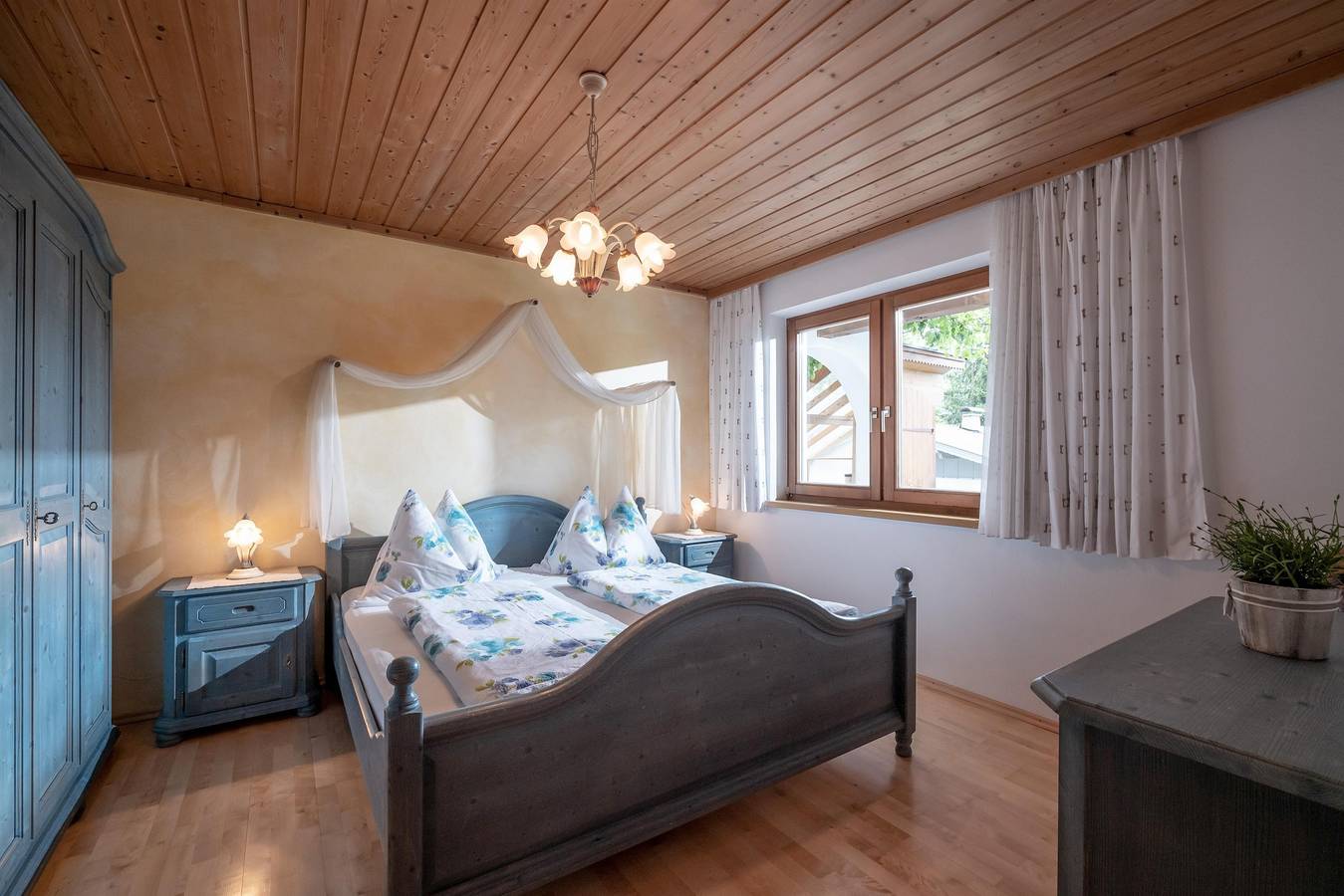 Ganze Ferienwohnung, Apartment/3 Schlafräume/Bad, Wc in Ellmau, Kaisergebirge