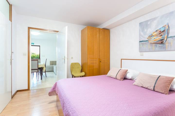 Ferienwohnung für 3 Personen, mit Balkon/Terrasse in Podstrana