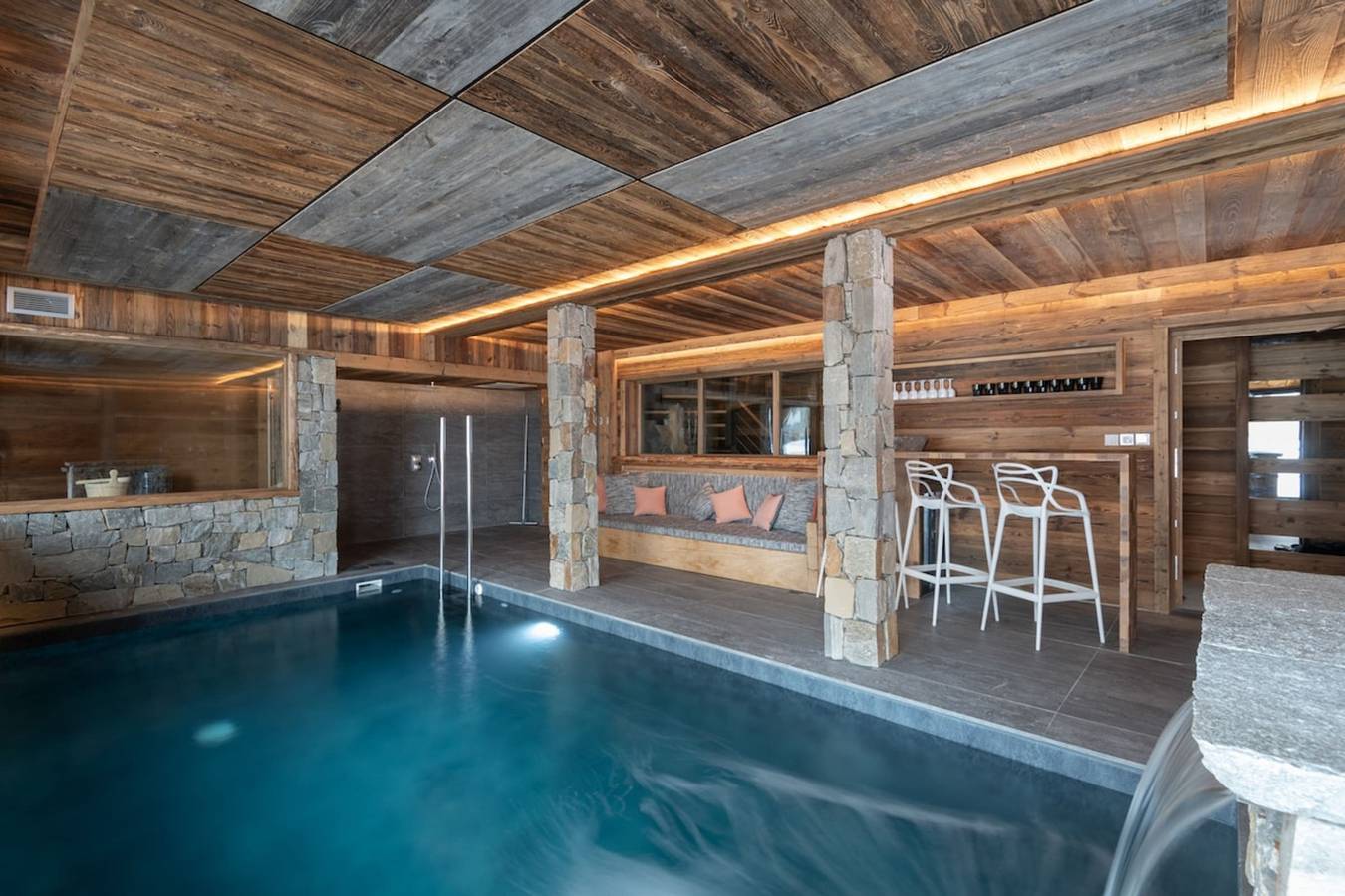 ✨ **La Vallée Cerena – Chalet d'exception avec piscine intérieure et sauna in Gérardmer, Parc naturel régional des Ballons des Vosges