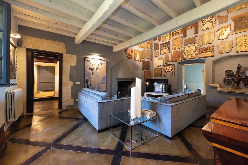 Casa Rufina- Exclusiva Propiedad en el Corazón de Pals- Costa Brava in Pals, Costa Brava