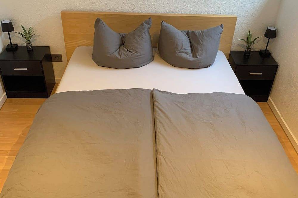 Ganze Wohnung, Charmante Souterrainwohnung mit Privatparkplatz in Hockenheimring, Hockenheim