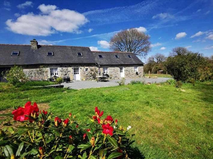 Location de vacances pour 4 personnes, avec Terrasse et Jardin à La Chapelle-Neuve
