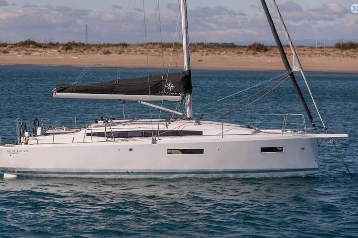 Hausboot für 4 Personen, mit Balkon und Garten in